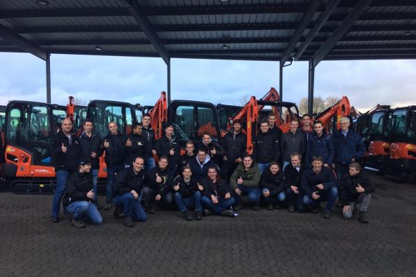 Studenten op bedrijfsbezoek